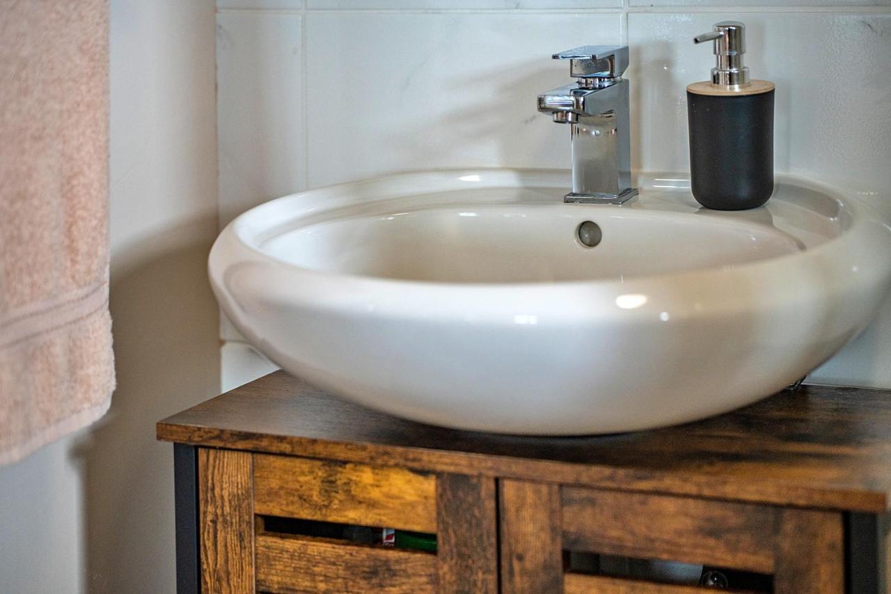 Finest Retreats - Trevoya Cabin Launceston Kültér fotó